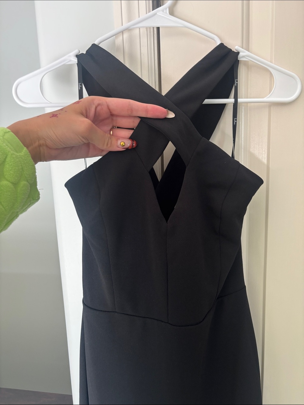 Lulu's Black Sleeveless V-Neck Maxi Dress